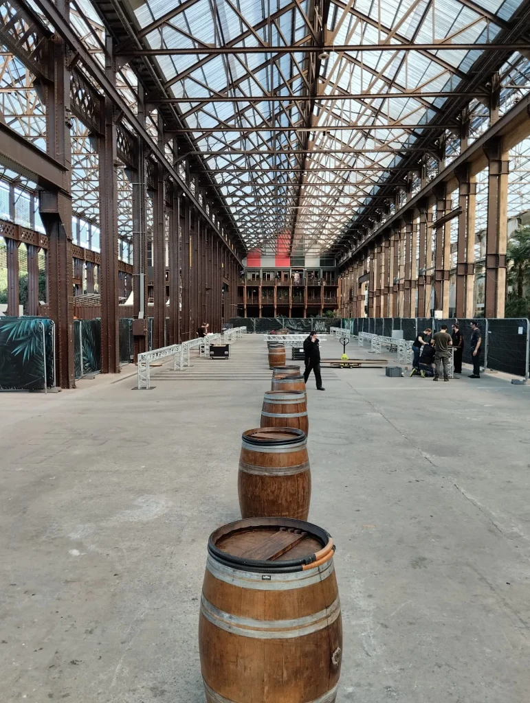 tonneau-mange-debout-nooba-location-mariage